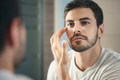 SHOULD MEN’S SKINCARE BE THE SAME AS WOMEN’S?